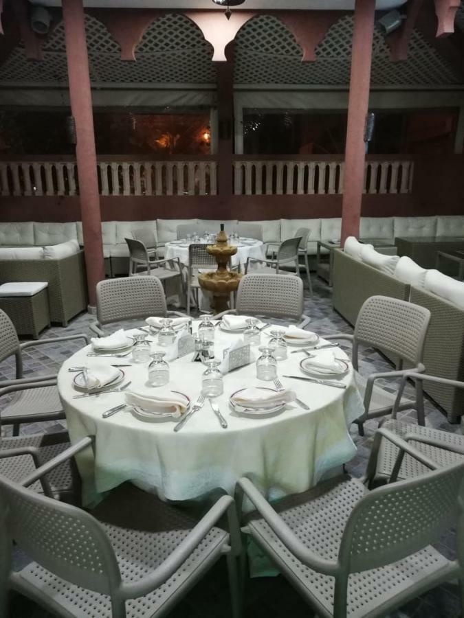 Отель Dar Amghar Тафраут Экстерьер фото